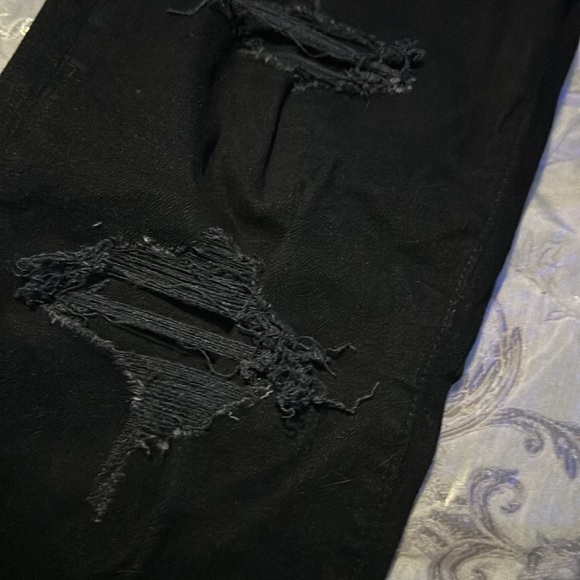 American eagle ripped black jeans - Picture 5 of 6